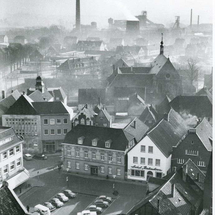 Historische Stadtaufnahme - Werne von oben (vergrößerte Bildansicht wird geöffnet)