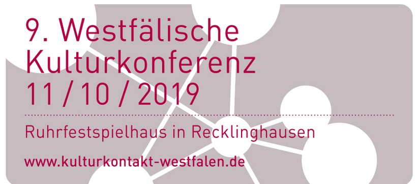 Mauve-rote Einladung der 9. Westfälischen Kulturkonferenz mit dem Termin und dem Ort der Veranstaltung.