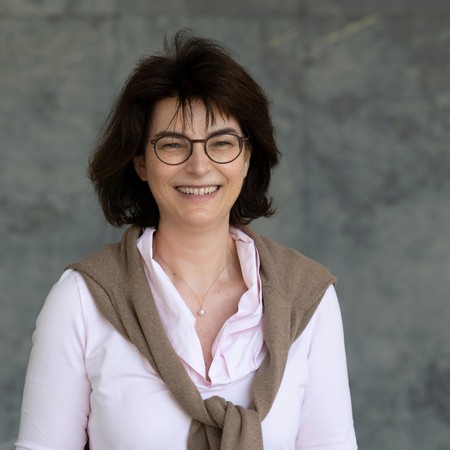 Dr. Corinna Franz