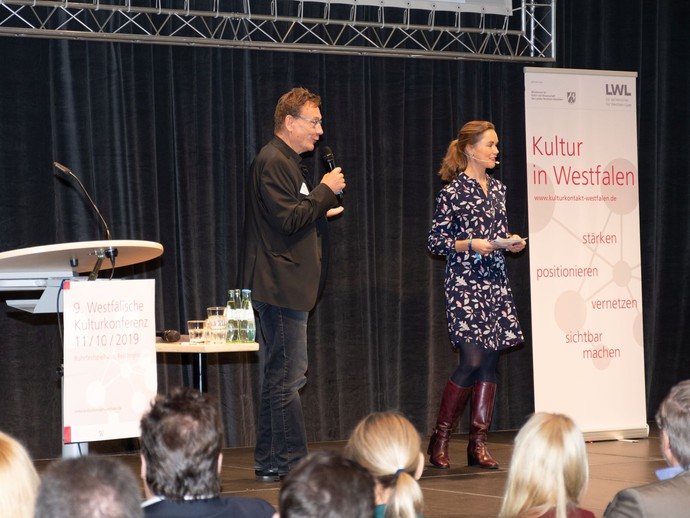 None (vergrößerte Bildansicht wird geöffnet)